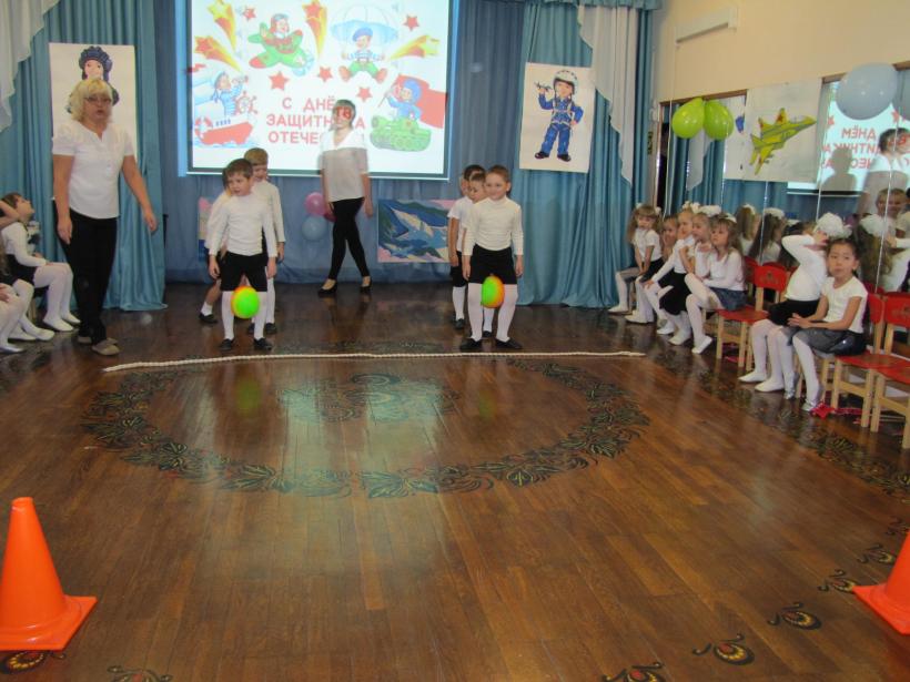 Музыкально спортивное развлечение в детском саду. Спортивное развлечение подготовительная. Физкультурное развлечение 2 младшая. Музыкально спортивное развлечение в детском саду. Спортивное развлечение на 23 февраля в подготовительной.