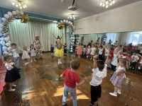 Развлечение "В гостях у лета"